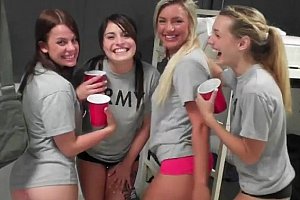 凸凹孕妇xxxⅩ偷窥