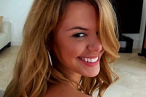 欧洲女人zozo性乱伦交